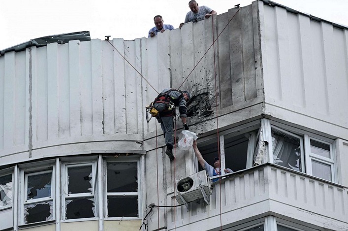 Mehrere ukrainische Drohnen wurden in der Nähe einer der Residenzen Putins in der Region Moskau abgeschossen.