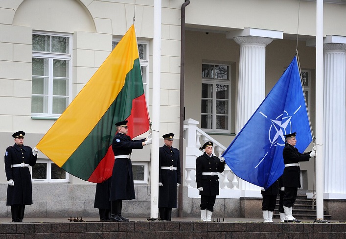 What security guarantees should Ukraine expect at the Vilnius NATO summit?