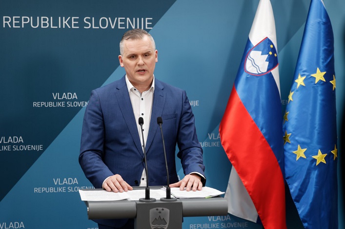 Словенія надає Україні €10 млн фінпідтримки до 2027 року, а США – додаткові $205 млн гумдопомоги.