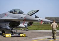 Training for Ukrainians on the F-16 is postponed; the planes will not be available this year.