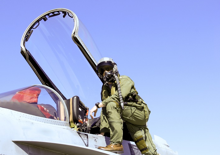 Pierwsza grupa ukraińskich pilotów jest gotowa do szkolenia F-16 po zatwierdzeniu przez USA.