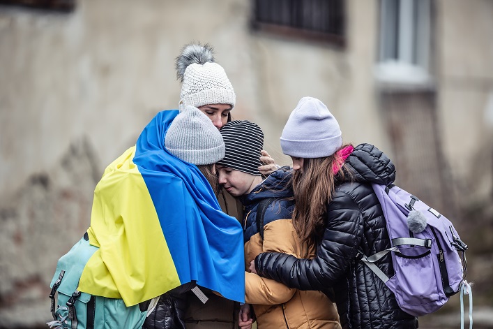 Большинство украинских беженцев и вынужденных переселенцев по-прежнему планируют вернуться домой.