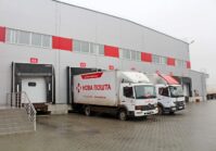 Pomimo wojny Nova Poshta nadal inwestuje w logistykę i zwiększa dostawy paczek.