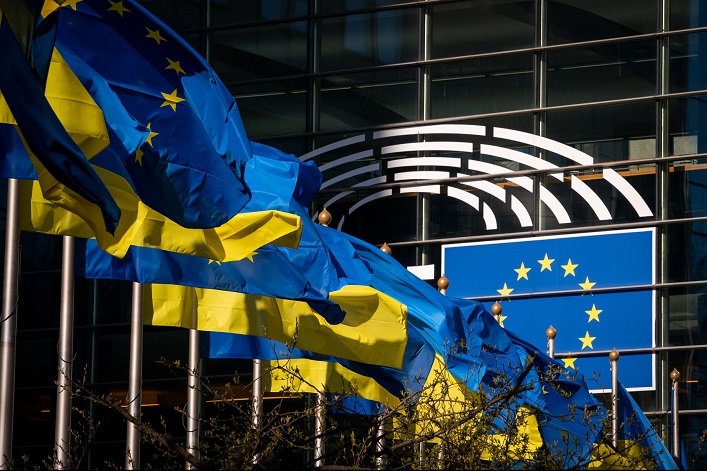 La UE ha presentado sus condiciones para el nuevo paquete de financiación de 50.000 millones de euros para Ucrania.