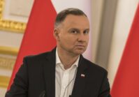 Le président de la Pologne estime qu'il doit protéger le marché de l'UE contre les céréales ukrainiennes. 
