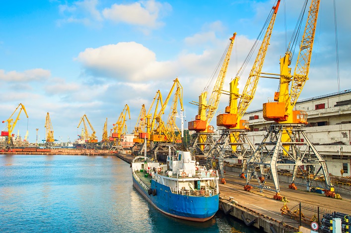 L’autorité portuaire prévoit d’investir tous les revenus du port dans les infrastructures et de les restaurer au moins aux niveaux d’avant-guerre; plus de 222 millions de dollars seront nécessaires.