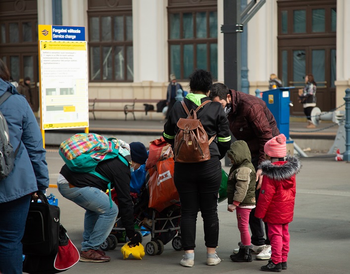 A Irlanda no le queda espacio para los refugiados ucranianos, y la República Checa pagará a los ucranianos para que regresen a su patria.