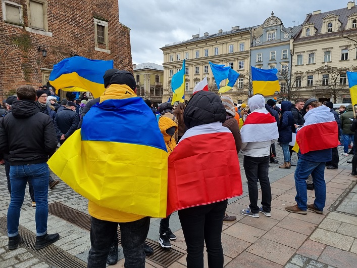 Польща продовжить постачати Україні лише стару військову техніку, а допомогу біженцям переглянуть.