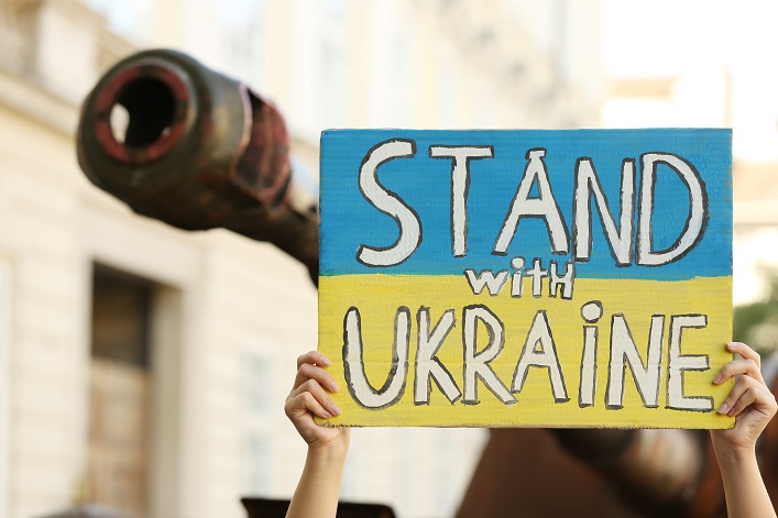 Die meisten Europäer unterstützen weitere Finanzhilfen für die Ukraine und Sanktionen gegen Russland.