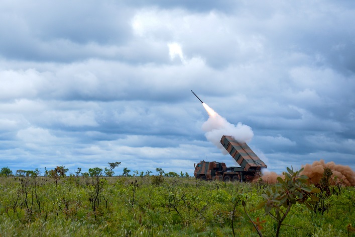 Siły Zbrojne Ukrainy uderzyły rakietami ATACMS w lotniska w okupowanym Berdiańsku i Ługańsku.