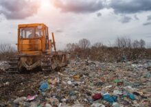 В Украине образуется свыше 10 млн тонн мусора в год. Правительство разрабатывает механизмы утилизации и ожидает инвестиций.