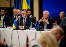 Meeting of the EU heads of foreign affairs in Kyiv: Ukraine declares a consensus regarding its membership and expects security guarantees.