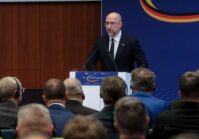 Schmyhal äußerte in Berlin optimistische Prognosen für das Wirtschaftswachstum der Ukraine und rief deutsche Unternehmen zu Investitionen auf.