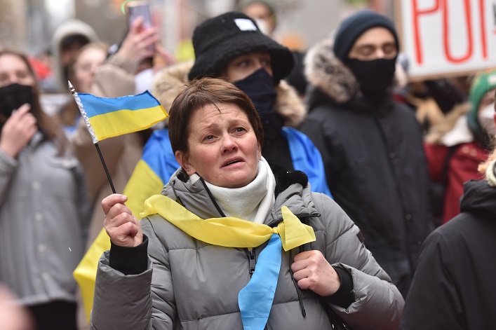 Доверие украинцев к власти ослабевает, как и доверие к вектору развития страны.