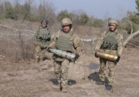 Washington is considering alternative methods to buy arms for Ukraine.