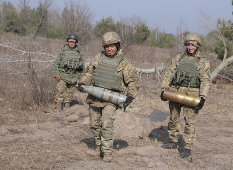 Україна випускатиме боєприпаси за стандартами НАТО та заявляє про можливість виробити зброї ще на $10 млрд.