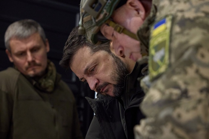 Zełenski nie jest pewien członkostwa Ukrainy w NATO i uważa, że odzyskanie Krymu będzie łatwiejsze niż Donbasu.