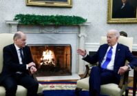 Scholz and Biden call on the US Congress to approve aid to Ukraine.