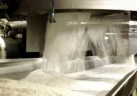 В связи с высоким спросом житомирские сахарные заводы возобновили работу.