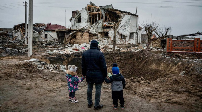 La restauración de Ucrania costará un billón de dólares y las empresas privadas están preparadas para ello.