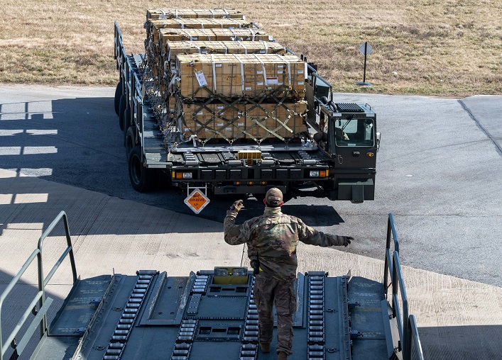 Литва анонсувала нові види оборонної допомоги Україні, а Канада виділить $23 млн на боєприпаси.