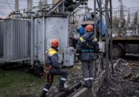 Ucrania necesita al menos mil millones de dólares para restaurar su sistema eléctrico antes del invierno.