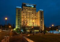 Kilka znanych na całym świecie firm jest zainteresowanych prywatyzacją dwóch hoteli w centrum Kijowa.