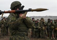 Wird die russische Rüstungsindustrie die Fortführung des Krieges im Jahr 2024 gewährleisten können, und wie hat die ukrainische Luftabwehr Moskaus Fähigkeiten beeinträchtigt?