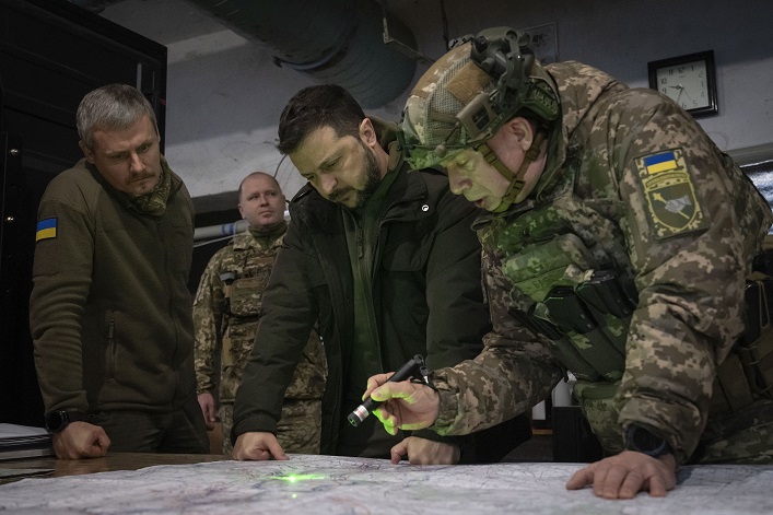 Зеленський зізнався, що Україна не готова стримувати новий літній наступ Росії та закликав надати більше систем ППО Patriot й артилерію.
