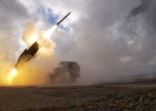 Украина тайно получила дальнобойные ракеты ATACMS и использовала их на прошлой неделе, тогда как Шольц снова отказался предоставить ракеты Taurus.