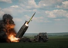 Украина хочет получить разрешение США на нанесение удара по России американским оружием.