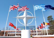 Los países miembros de la OTAN aceptaron «con un chillido» la idea de Stoltenberg de un fondo de 100 mil millones de euros para Ucrania.