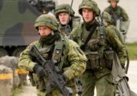 Литва готова направити свої війська в Україну для навчань, а Латвія передала комунікаційне обладнання на €100,000.