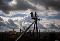 El gobierno y las empresas ucranianos están trabajando para restaurar las instalaciones energéticas que fueron destruidas por los rusos.