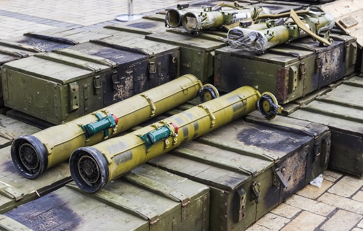 Кількість російської зброї з американськими компонентами неприйнятно висока: США готуються посилити санкції.
