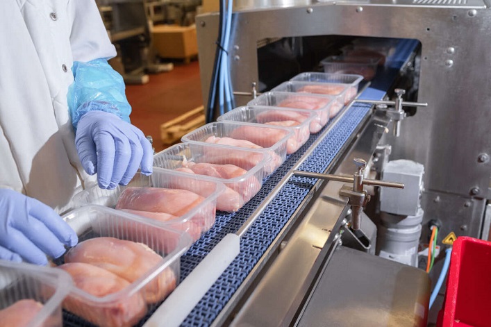 Der größte ukrainische Hühnerfleischproduzent erhöht seinen Marktanteil und beschließt den Erwerb eines Fleischverarbeitungsunternehmens für 14 Mio. EUR.