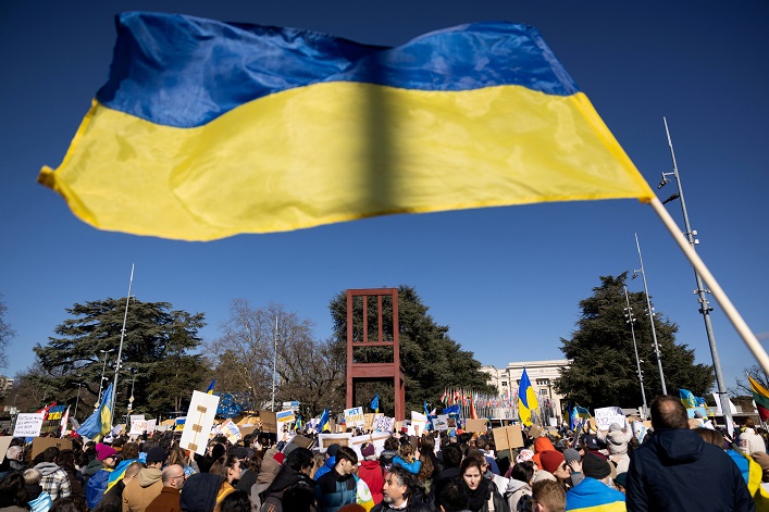 До конца года Украина получит не менее $65 млрд от США, G7, ЕС и МВФ.
