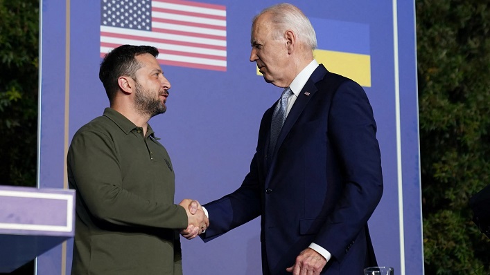 Estados Unidos y Ucrania firmaron un acuerdo de seguridad en Italia, enviando una fuerte señal a Rusia.
