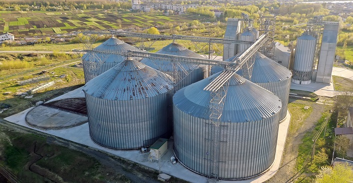 Las empresas ucranianas empezarán a asegurar los ascensores contra riesgos de guerra.