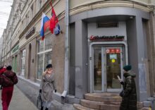 Sanctions are slowly destroying Russian businesses with payment issues.