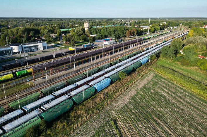 “Укрзалізниця” запускає вантажні поїзди до найбільшого внутрішнього річкового порту у Європі та світі.