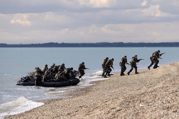 Ucrania llevó a cabo una incursión en Tendra Spit en el Mar Negro y capturó varios asentamientos en la región de Kursk.