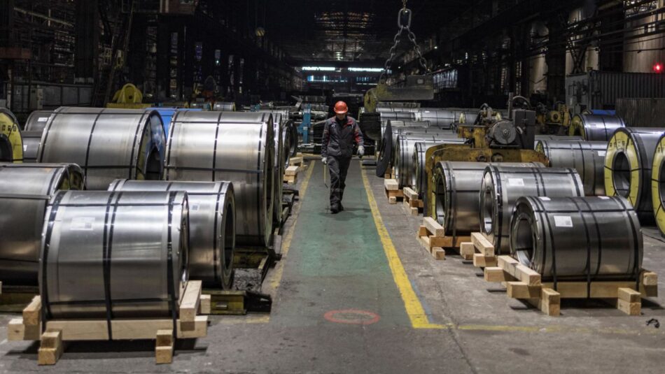 En julio, Ucrania aumentó su producción de acero en un 18% y mantuvo su clasificación mundial en Worldsteel.