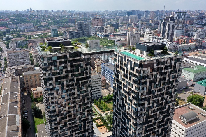 Los bombardeos de verano redujeron a la mitad la demanda de viviendas en edificios nuevos.