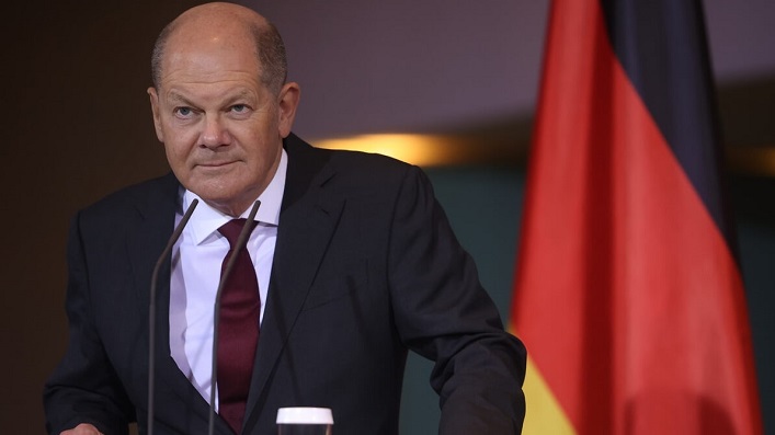 Scholz asked to increase Germany’s national debt threshold to provide €3B in aid to Ukraine.