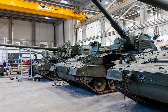 Ein Hersteller von Leopard-Panzern und Caesar-Haubitzen wird in Kyjiw militärisches Gerät reparieren und plant, Munition und Ersatzteile mit der Ukraine zu produzieren.