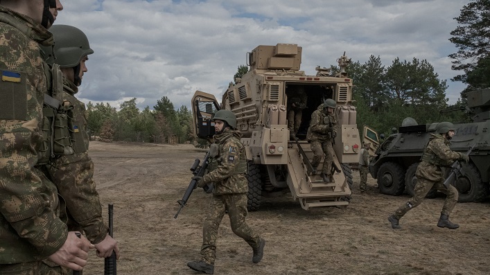 Без допомоги США Україна ризикує програти війну; Білий дім вважає, що постачання зброї без посилення мобілізації не змінять хід війни.