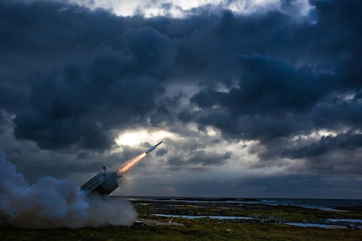 Más ayuda militar de los aliados de Ucrania: NASAMS de Canadá, producción conjunta de vehículos aéreos no tripulados y municiones con Lituania.