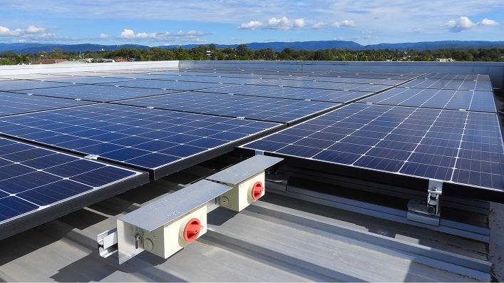 Dragon Capital and Epicentr are installing solar panels on the roofs of their Ukrainian facilities.