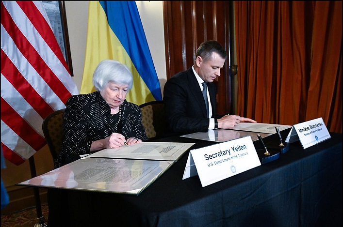 The US wants additional guarantees regarding its share of the G7’s loan to Ukraine.